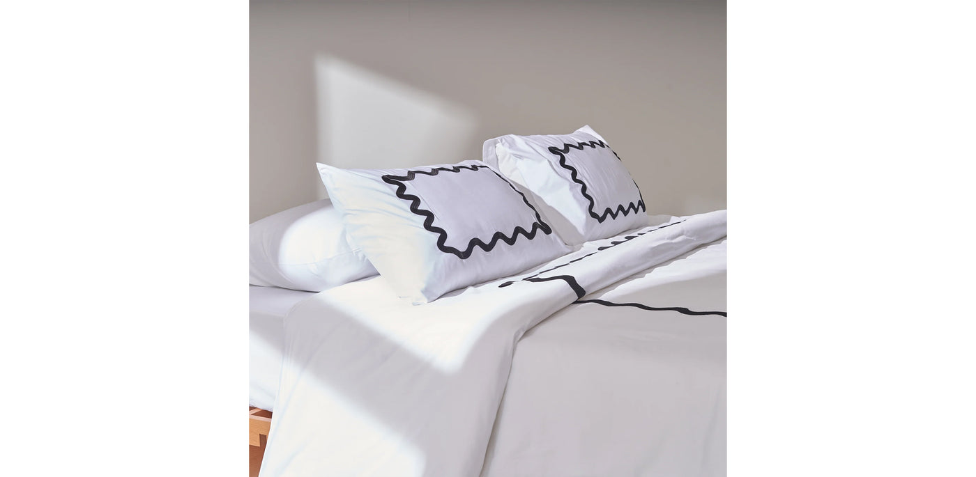 White Duvet Cover - Sateen Black Zigzag