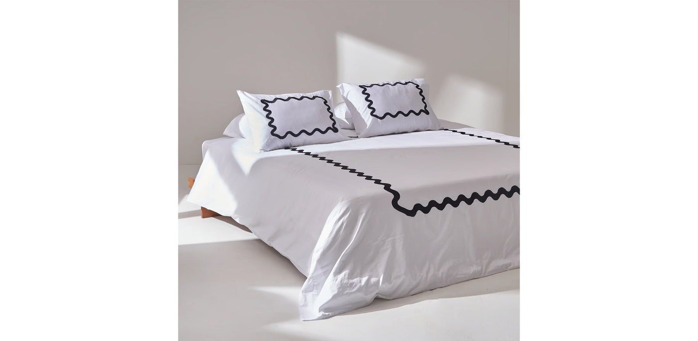 White Duvet Cover - Sateen Black Zigzag