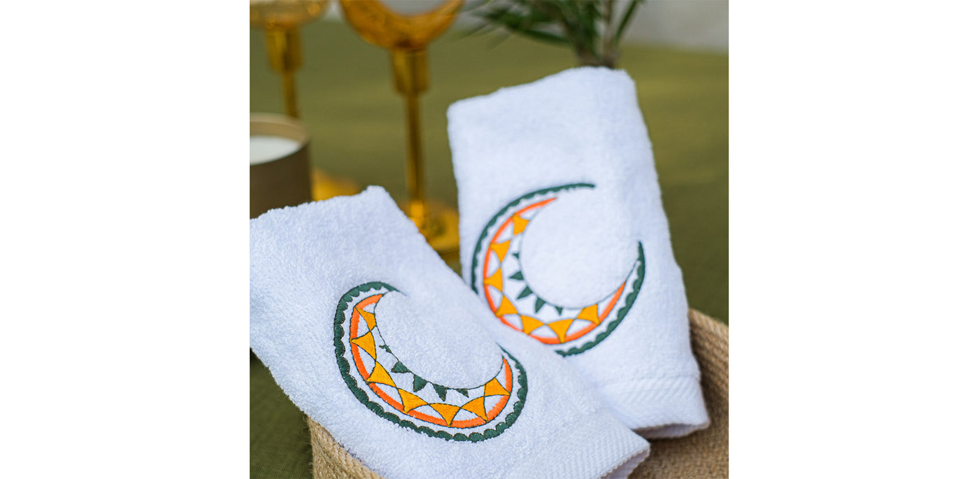 Crescent Guest Towel Set