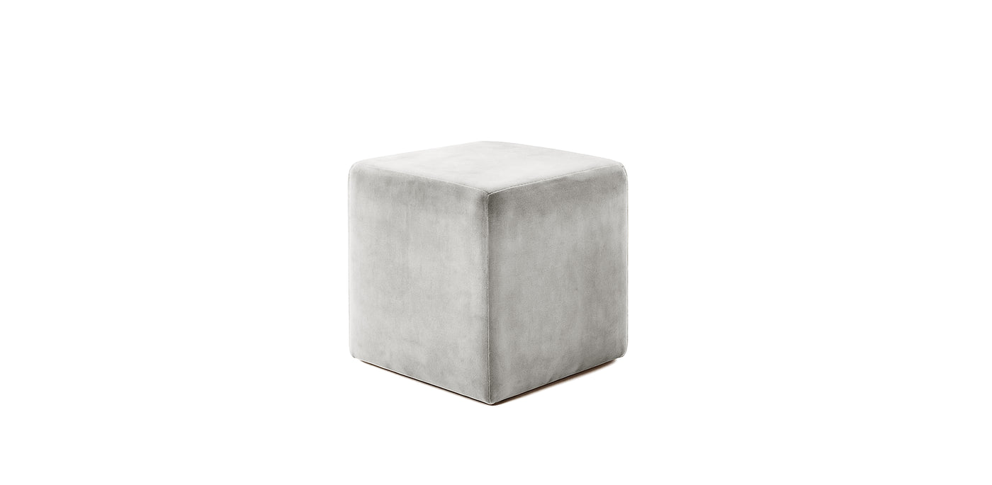 Kube Velvet Pouf