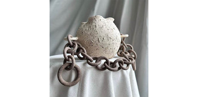 Brown Chain Vase