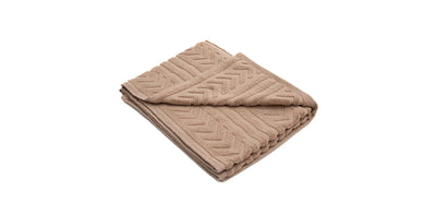 Streams Jacquard Towel 550GSM