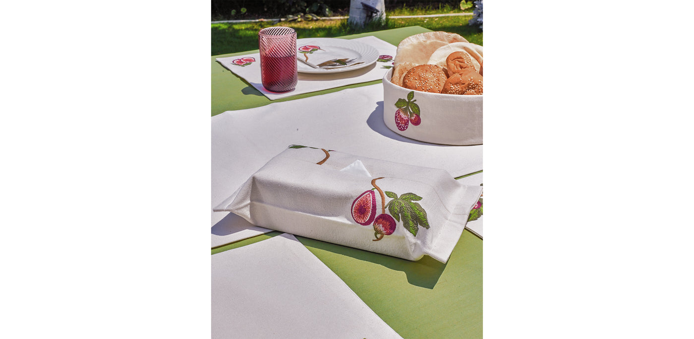 Fig Field Tissue Box