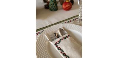 Christmas Garland Cutlery Sleeve Set