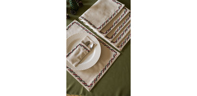 Christmas Garland Placemat Set