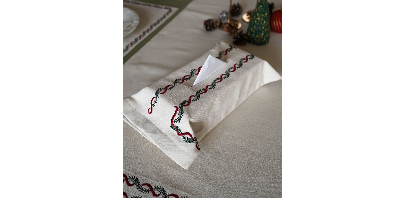Christmas Garland Tissue Box Cover