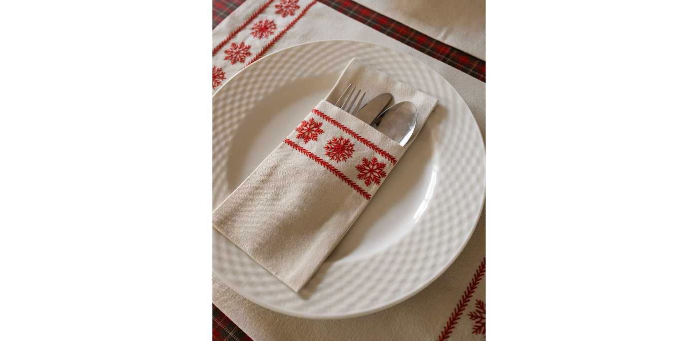 Snowfall Red Cutlery Sleeve Set