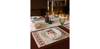 Snowfall Red Cutlery Sleeve Set