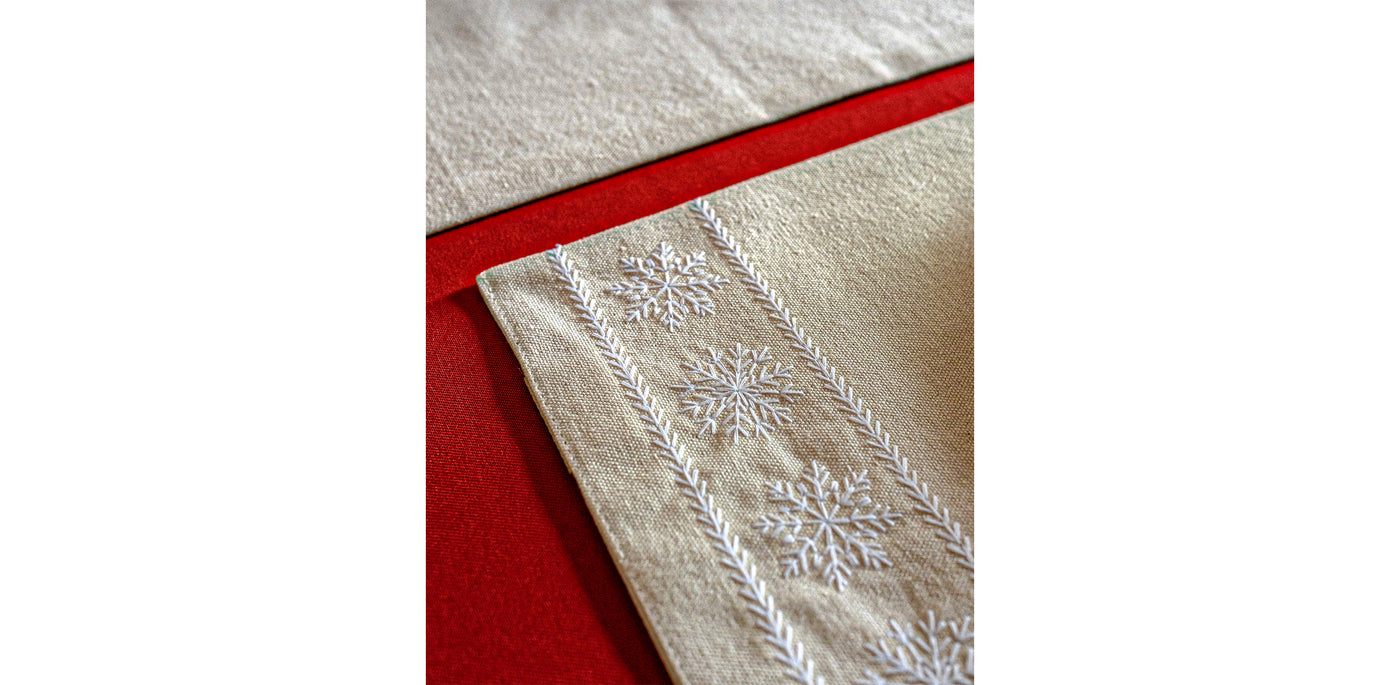 Snowfall White Placemat Set