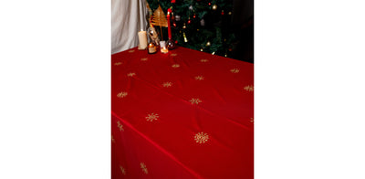 Snowflake Red Tablecloth