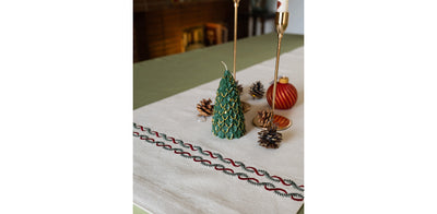 Christmas Garland Table Runner