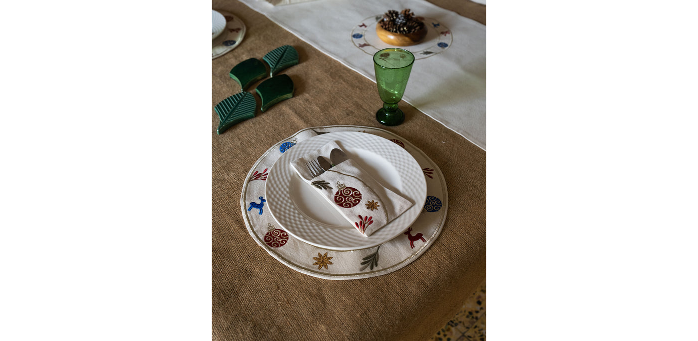 Festive Ornaments Cutlery Sleeve Set