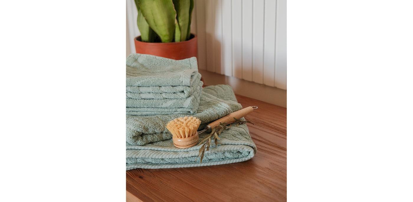 Waves Towel Set