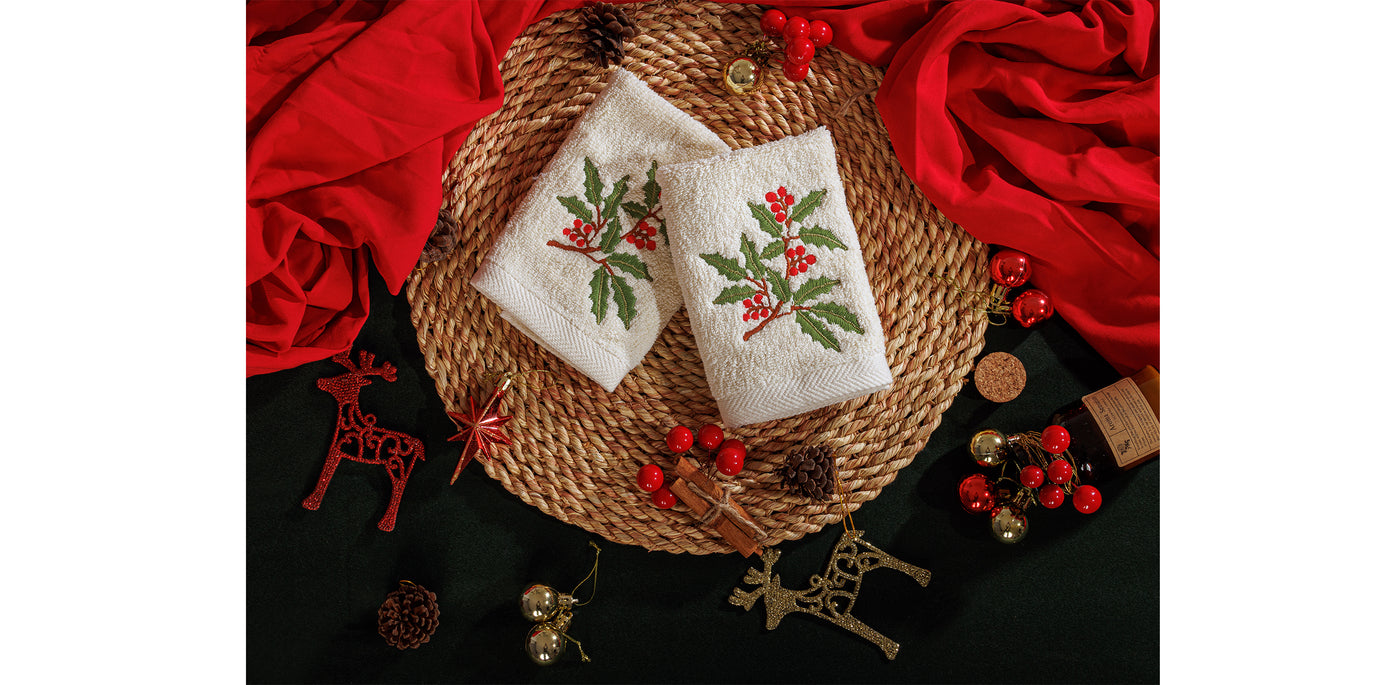 Winterberry Guest Towel Set