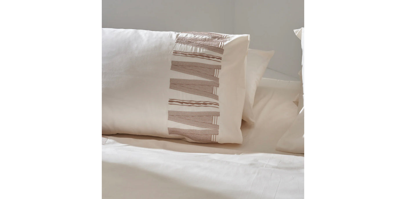 Ivory Duvet Cover - Sateen Unda